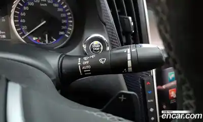 Infiniti Q60 2018 3.0 Автомат в Москве № 336117, миниатюра 3