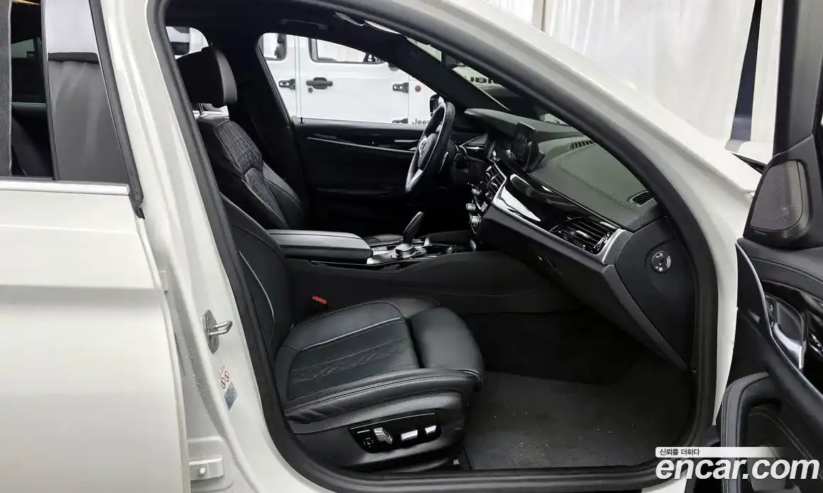 BMW 5-Series 2020 2.0 Автомат в Москве № 336565, фото 11