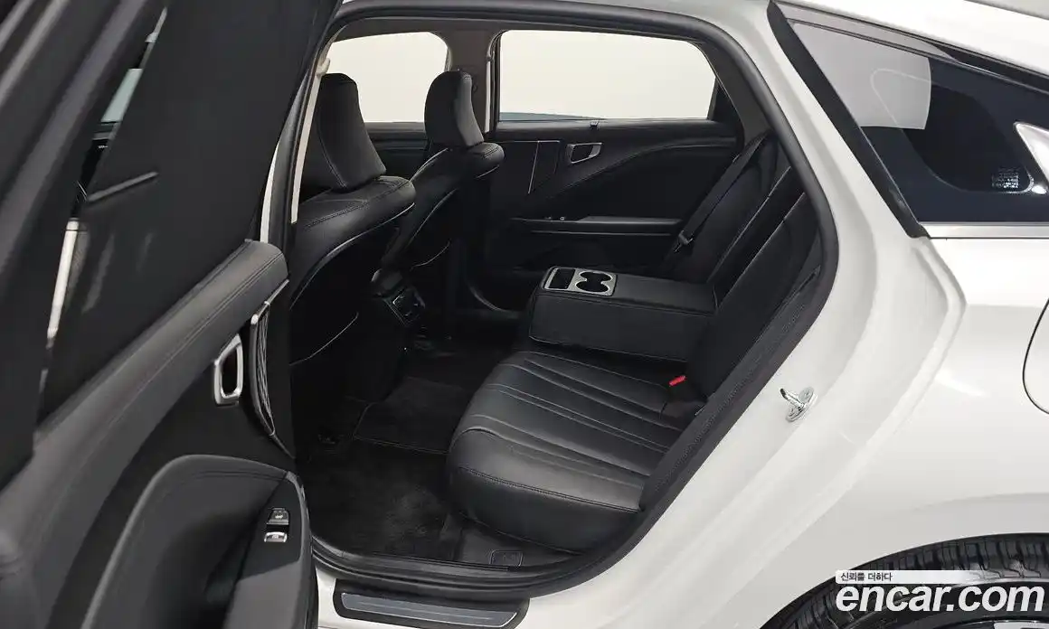 Kia K8 2025 2.5 Автомат в Москве № 337867, фото 3