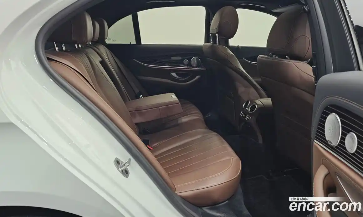 Mercedes-Benz E-Class 2021 3.0 Автомат в Москве № 342613, фото 14