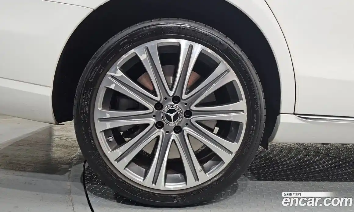 Mercedes-Benz E-Class 2021 3.0 Автомат в Москве № 342613, фото 15