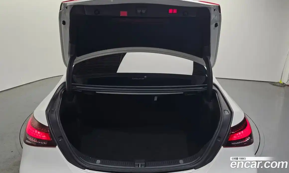 Mercedes-Benz E-Class 2021 3.0 Автомат в Москве № 342613, фото 16