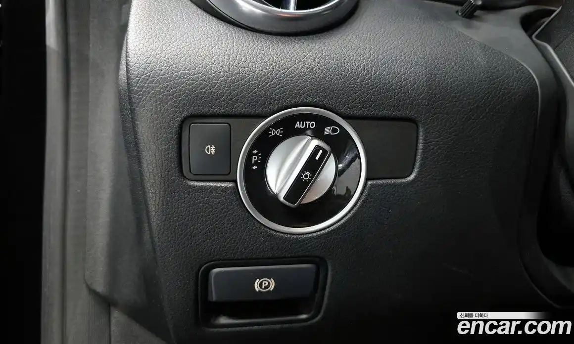 Mercedes-Benz SLK-Class 2012 1.8 Автомат в Москве № 342900, фото 14