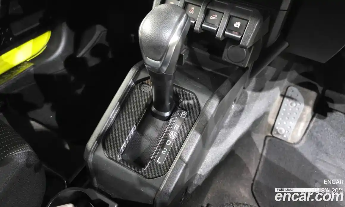 Suzuki Jimny 2019 0.7 Автомат в Москве № 354020, фото 9