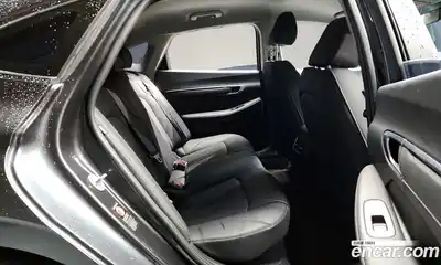 Hyundai Sonata 2023 2.0 Автомат в Москве № 356928, миниатюра 12