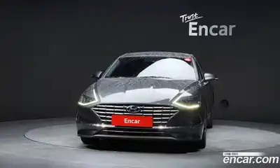 Hyundai Sonata 2023 2.0 Автомат в Москве № 356928, миниатюра 3