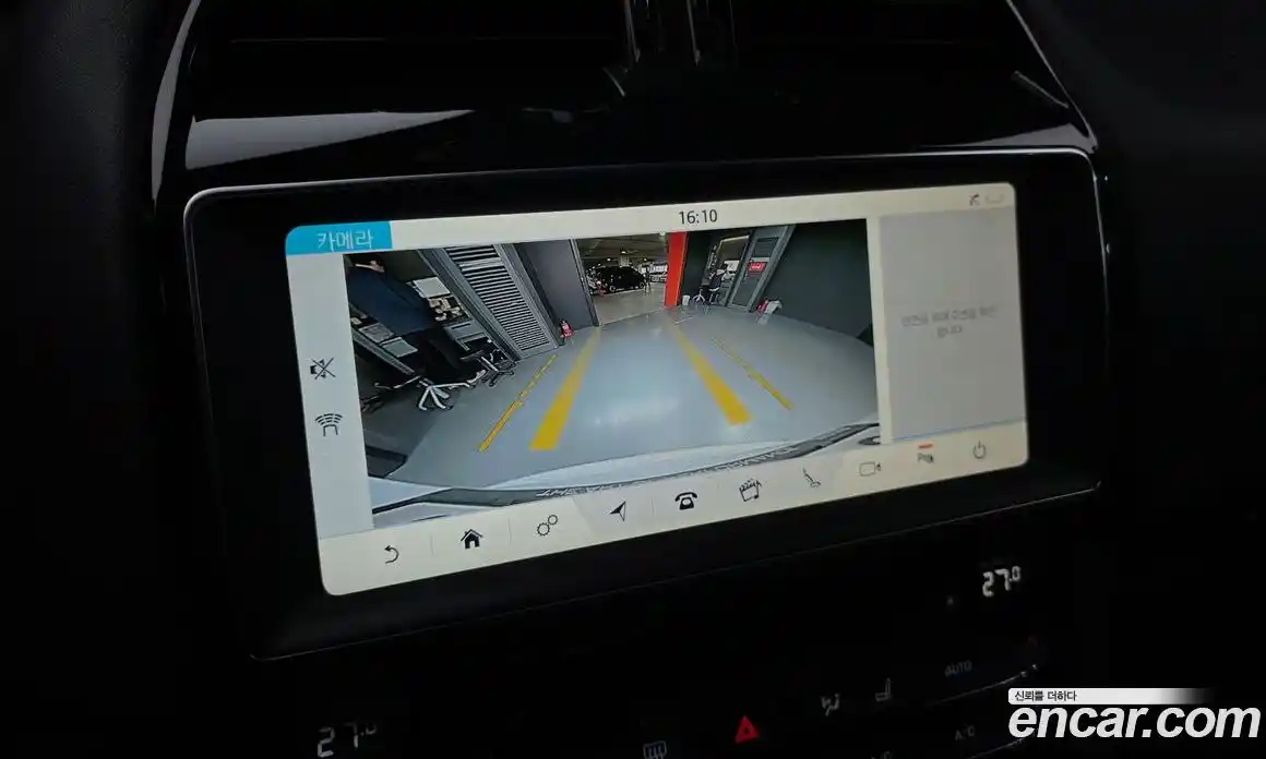 Jaguar F-Pace 2018 2.0 Автомат в Москве № 364466, фото 15