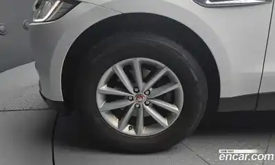 Jaguar F-Pace 2018 2.0 Автомат в Москве № 364466, миниатюра 5