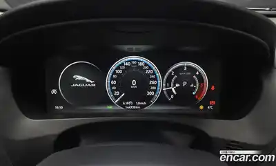 Jaguar F-Pace 2018 2.0 Автомат в Москве № 364466, миниатюра 8