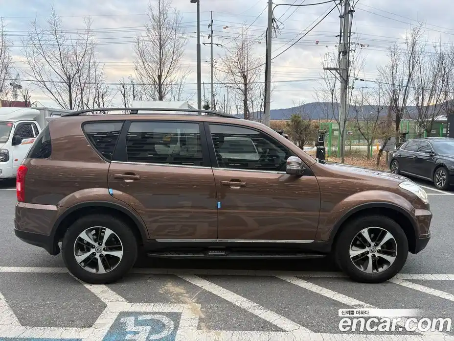 SsangYong Rexton 2015 2.0 Автомат в Москве № 36464, фото 3