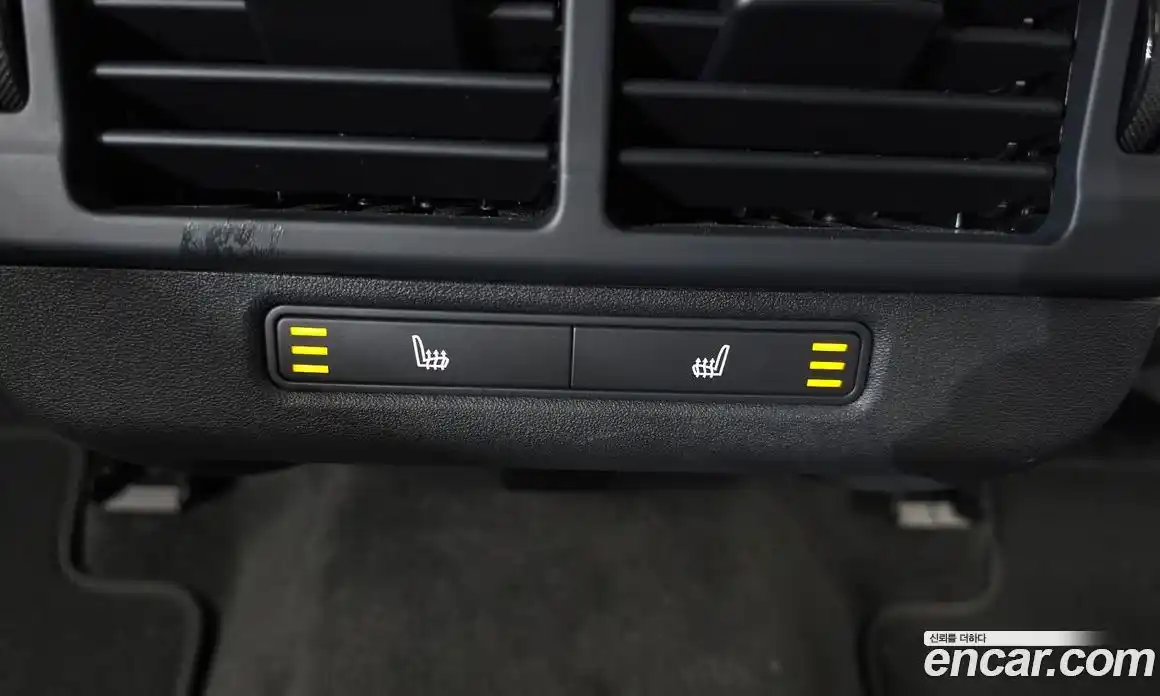 Land Rover Range-Rover Evoque 2026 2.0 Автомат в Москве № 374676, фото 17