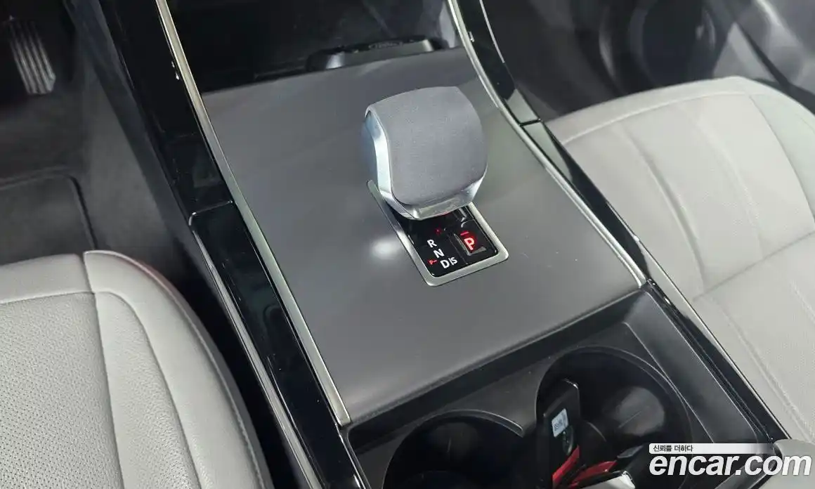 Land Rover Range-Rover Evoque 2026 2.0 Автомат в Москве № 374676, фото 8