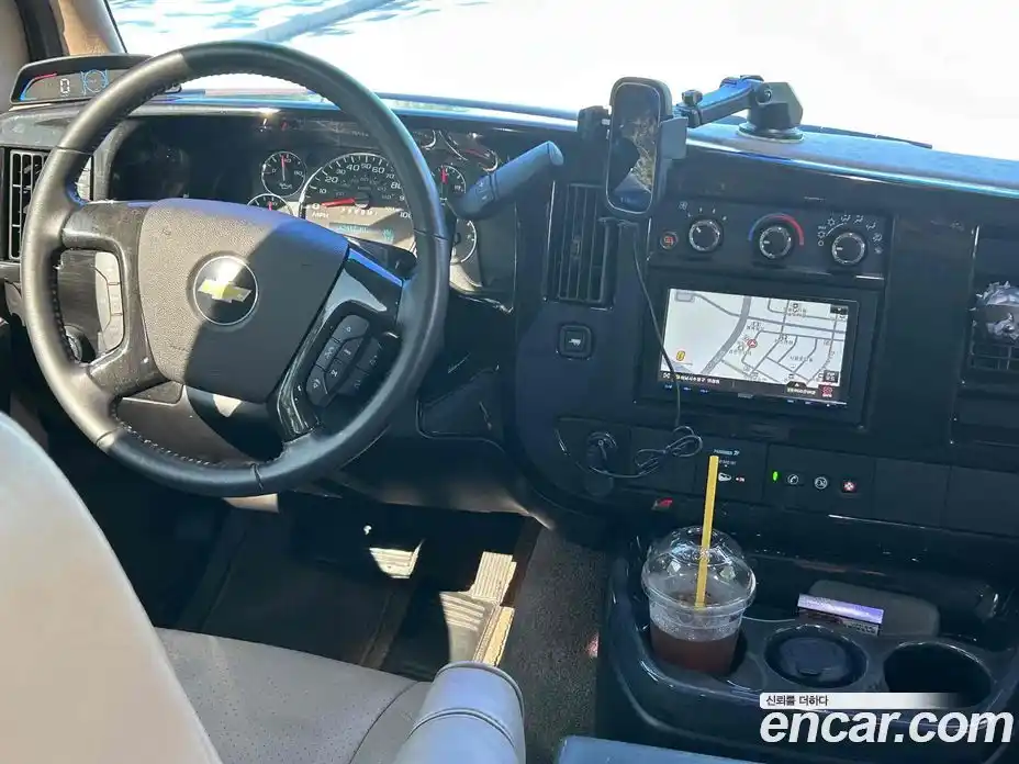 Chevrolet Express Van 2011 6.0 Автомат в Москве № 375168, фото 12