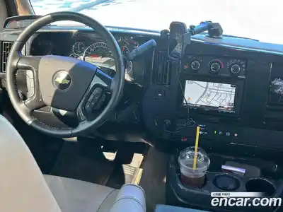 Chevrolet Express Van 2011 6.0 Автомат в Москве № 375168, миниатюра 12