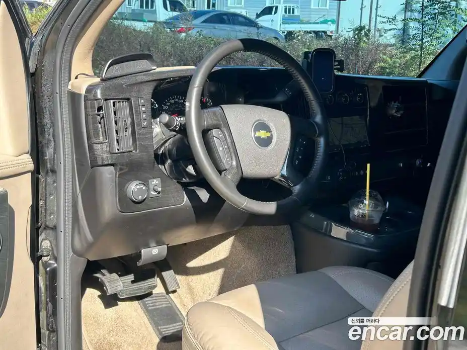 Chevrolet Express Van 2011 6.0 Автомат в Москве № 375168, фото 14