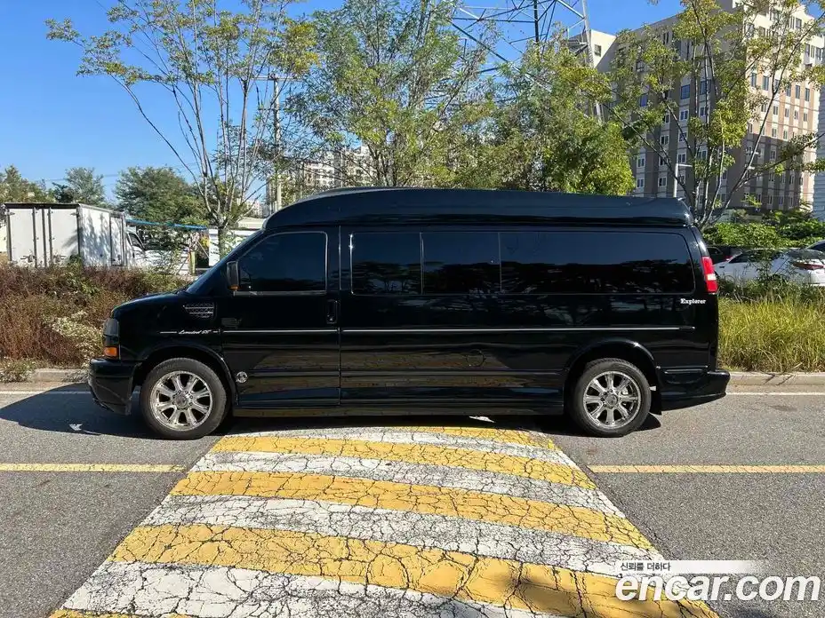 Chevrolet Express Van 2011 6.0 Автомат в Москве № 375168, фото 3
