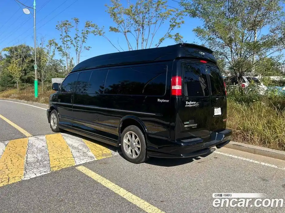 Chevrolet Express Van 2011 6.0 Автомат в Москве № 375168, фото 4