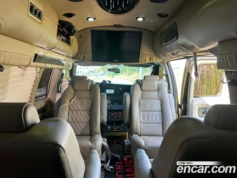 Chevrolet Express Van 2011 6.0 Автомат в Москве № 375168, фото 10