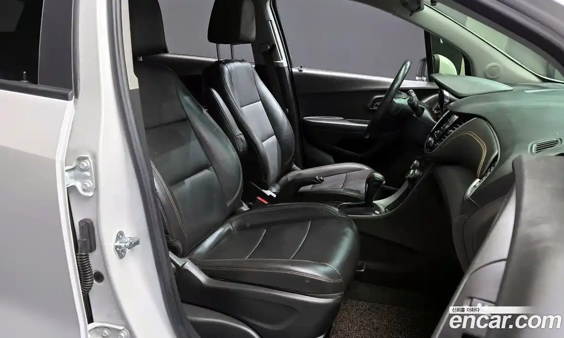 Chevrolet Trax 2021 1.4 Автомат в Москве № 37599, фото 14