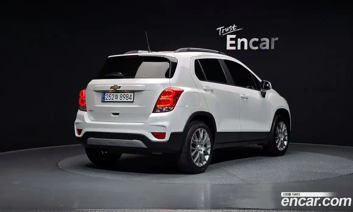 Chevrolet Trax 2021 1.4 Автомат в Москве № 37599, фото 19