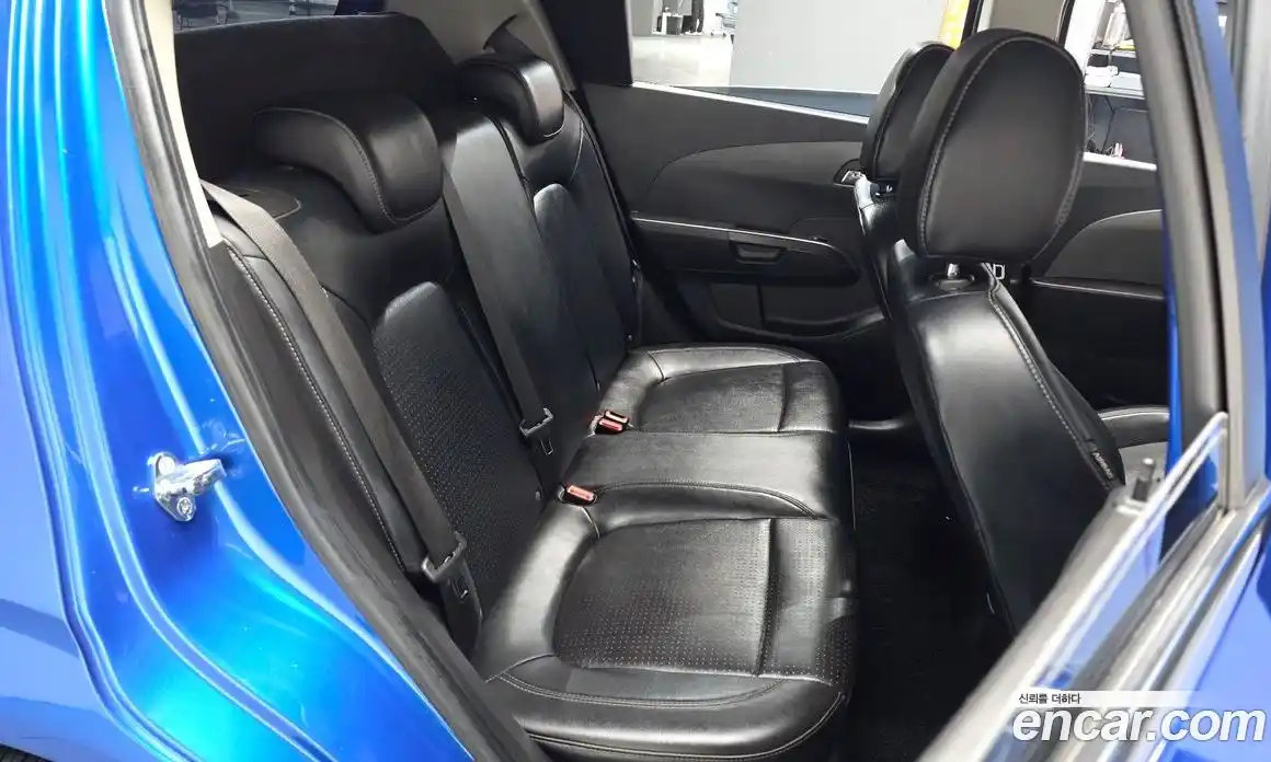 Chevrolet Aveo 2012 1.6 Автомат в Москве № 37607, фото 13