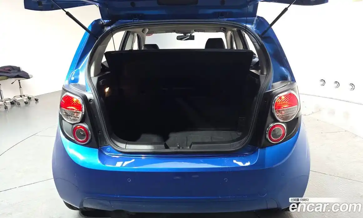 Chevrolet Aveo 2012 1.6 Автомат в Москве № 37607, фото 15