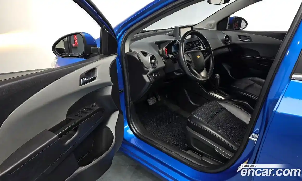 Chevrolet Aveo 2012 1.6 Автомат в Москве № 37607, фото 8