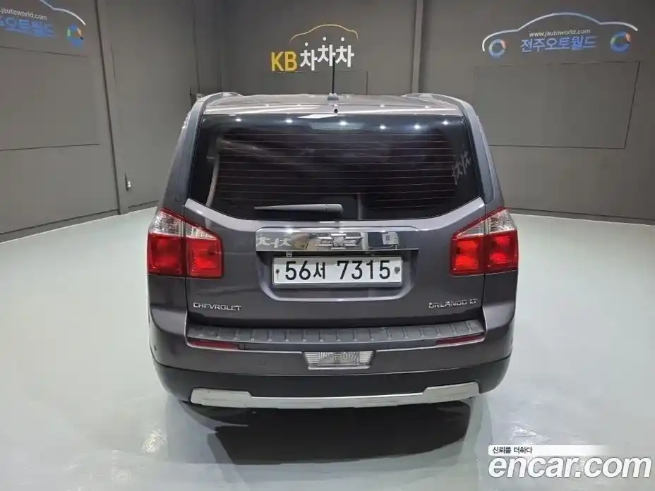 Chevrolet Orlando 2014 2.0 Автомат в Москве № 37823, фото 4