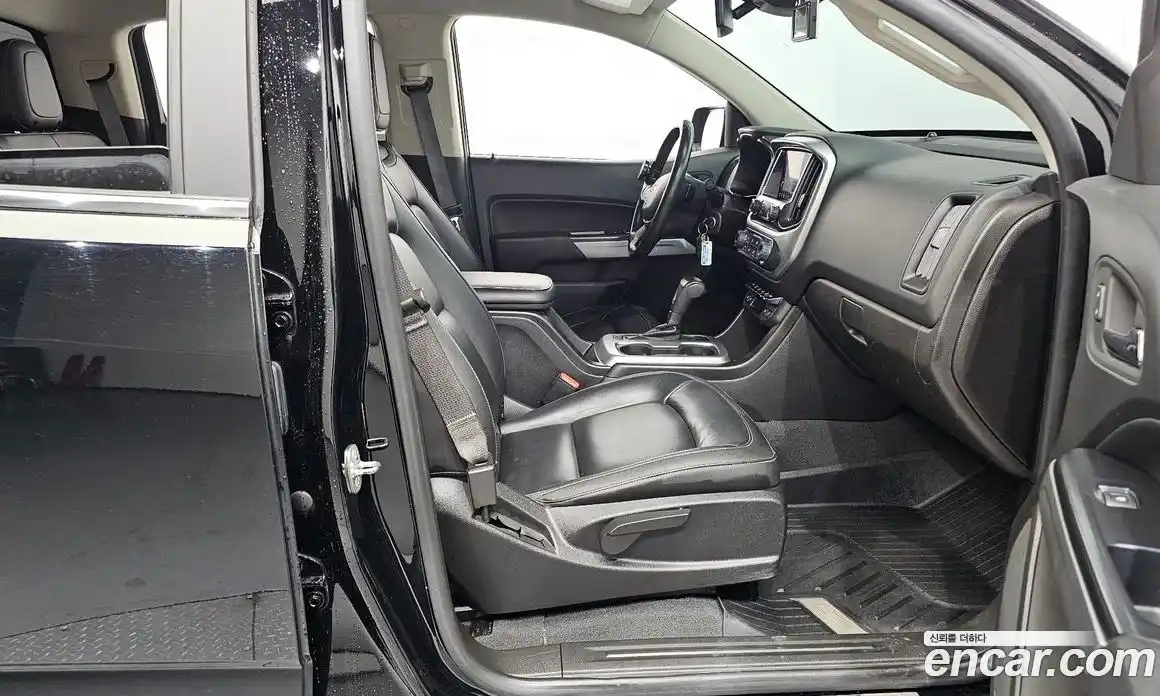 Chevrolet Colorado 2021 3.6 Автомат в Москве № 37845, фото 11