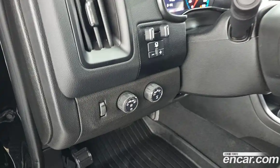 Chevrolet Colorado 2021 3.6 Автомат в Москве № 37845, фото 14