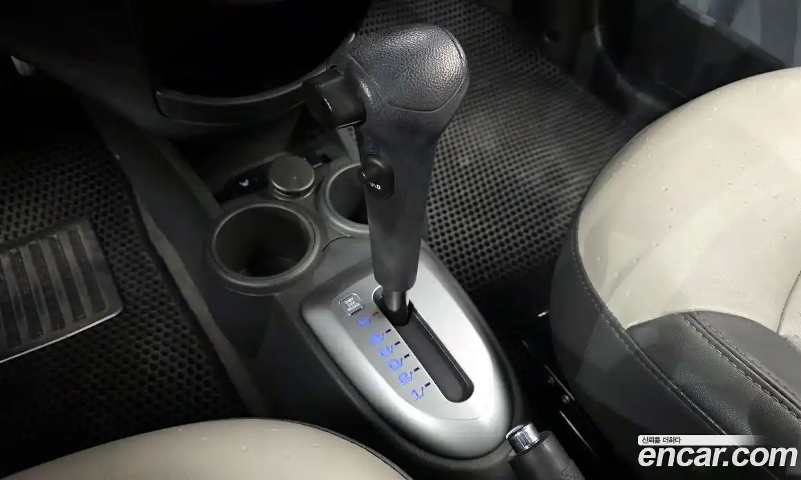 Chevrolet Spark 2012 1.0 Автомат в Москве № 38400, фото 19