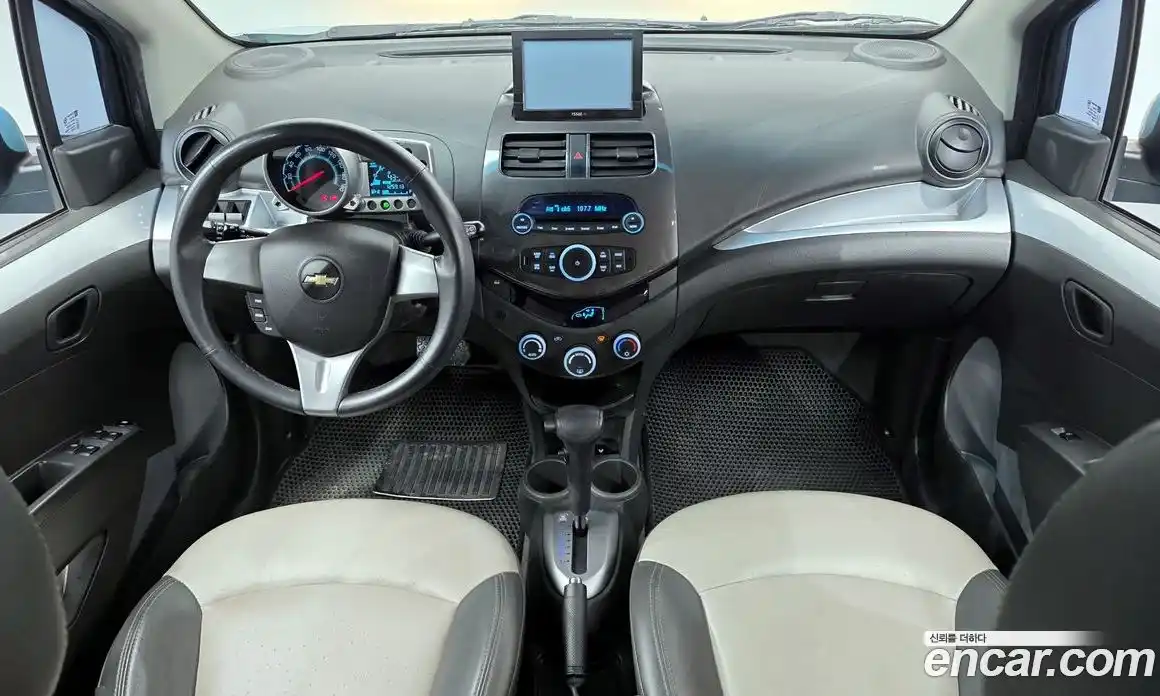 Chevrolet Spark 2012 1.0 Автомат в Москве № 38400, фото 9