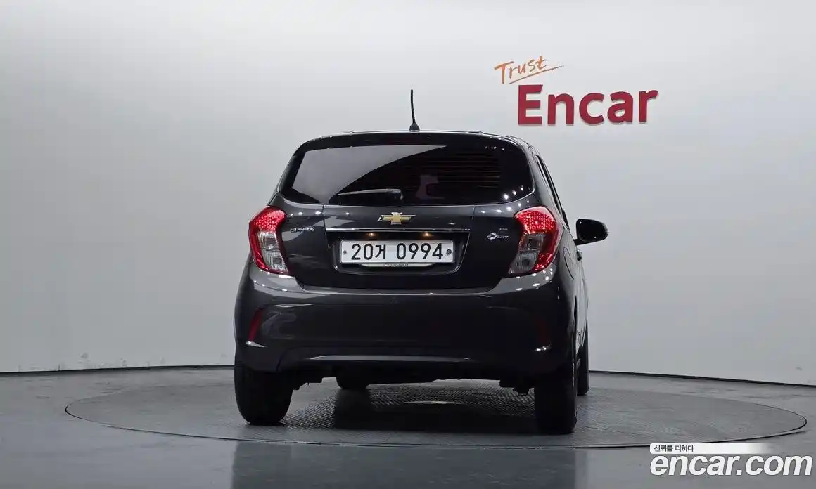 Chevrolet Spark 2016 1.0 Автомат в Москве № 38609, фото 15