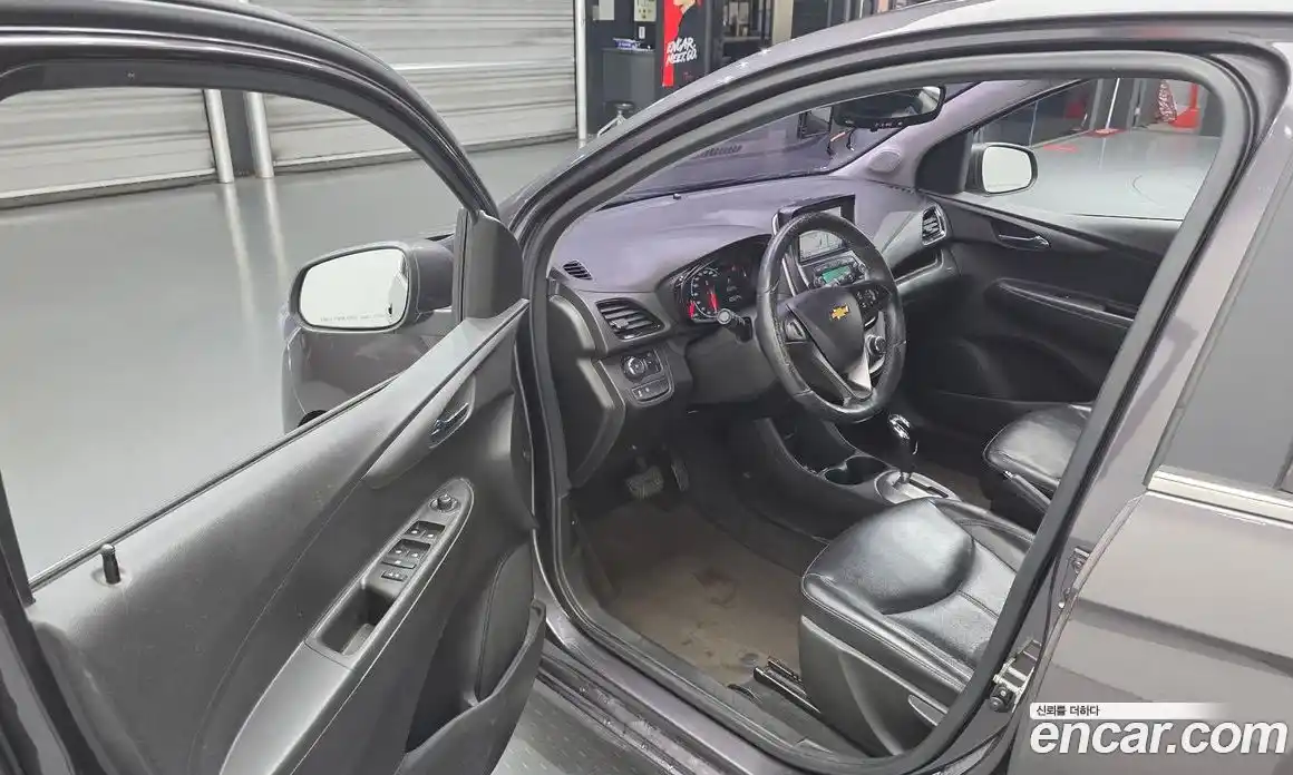 Chevrolet Spark 2016 1.0 Автомат в Москве № 38609, фото 10