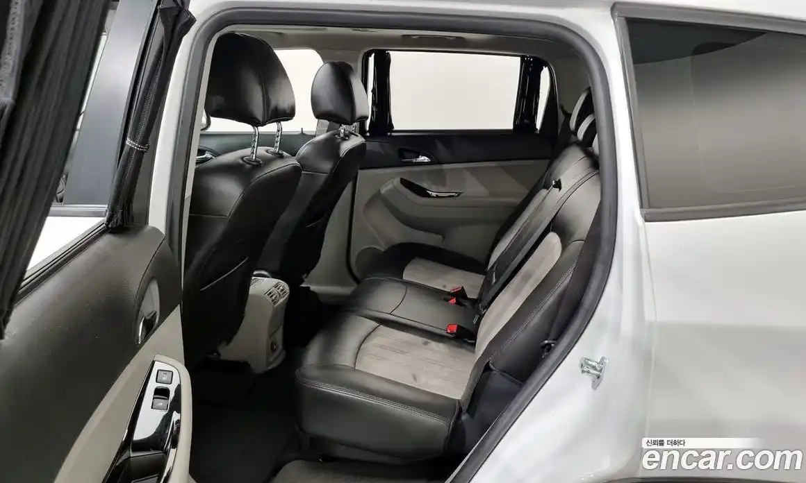 Chevrolet Orlando 2015 2.0 Автомат в Москве № 38806, фото 5