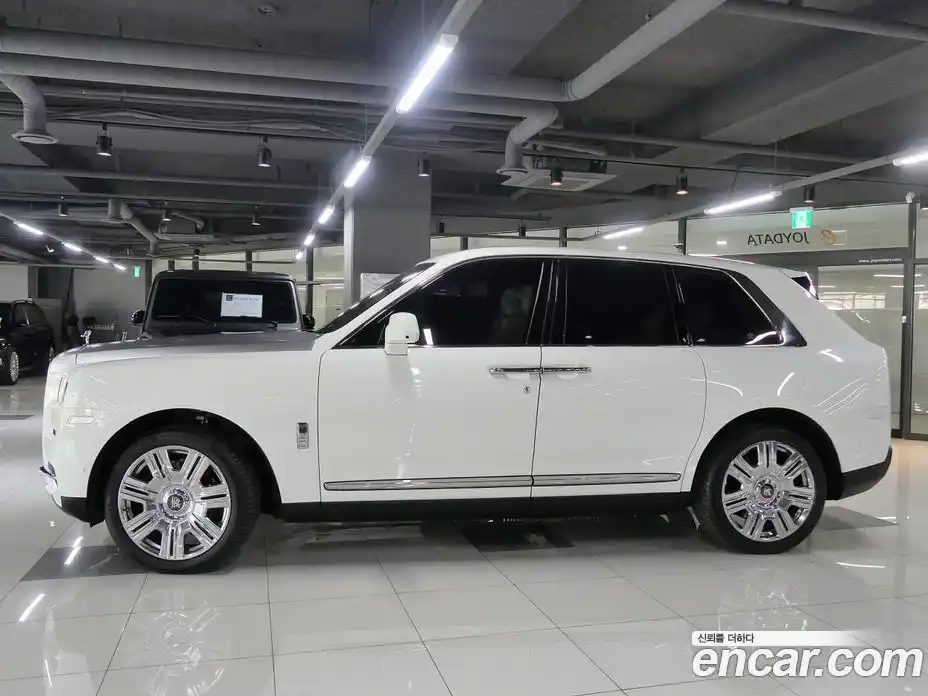 Rolls-Royce Cullinan 2020 6.7 Автомат в Москве № 407372, фото 2