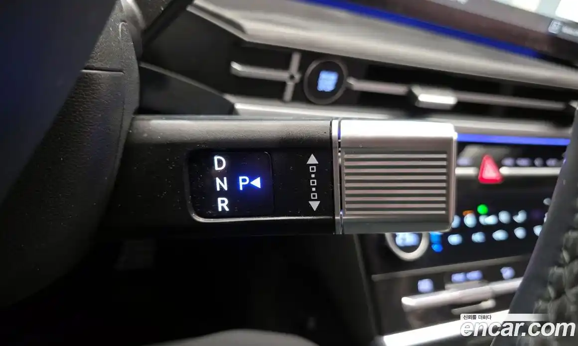 Hyundai Santa Fe 2024 1.6 Автомат в Москве № 4107, фото 20