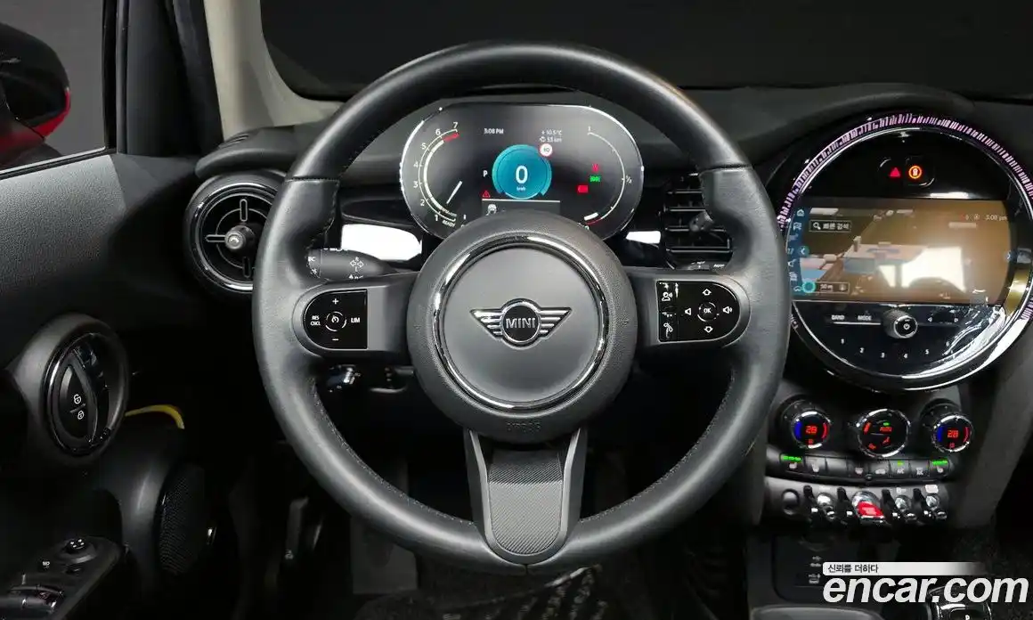 Mini Cooper 2022 1.5 Автомат в Москве № 416833, фото 13