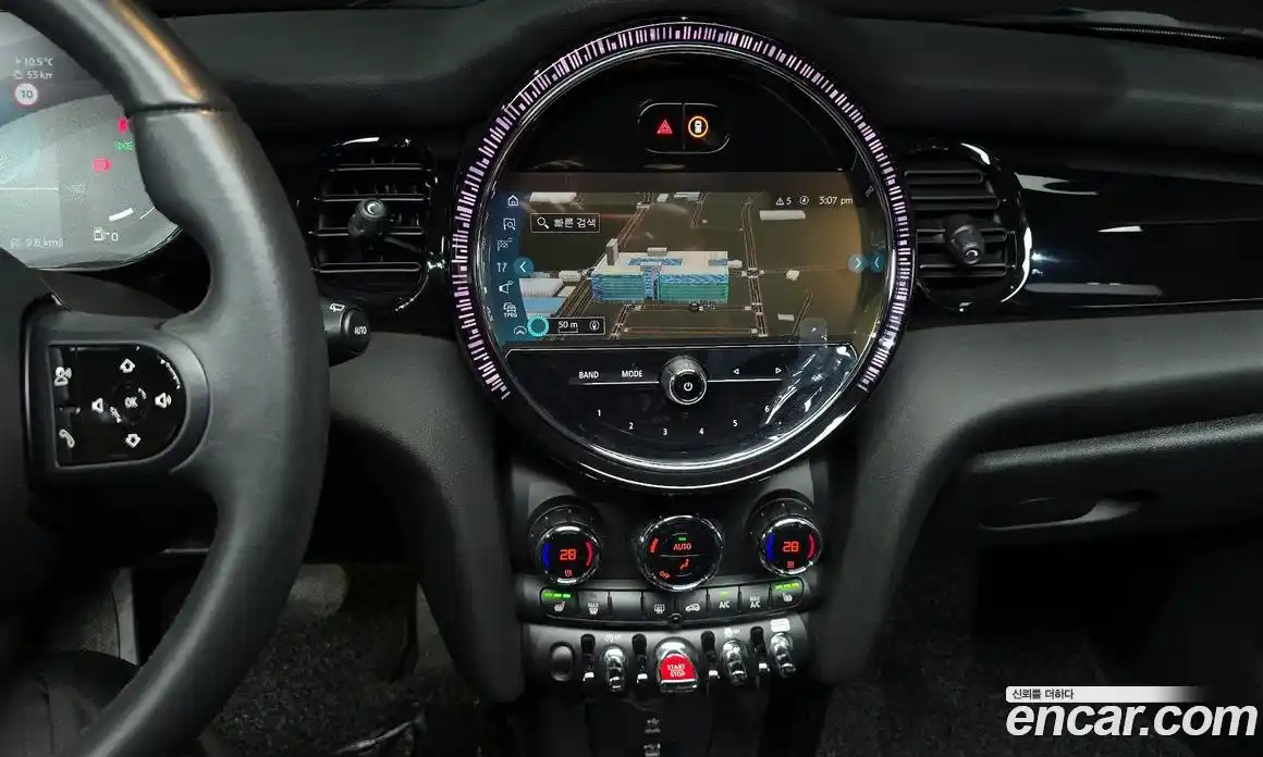 Mini Cooper 2022 1.5 Автомат в Москве № 416833, фото 16