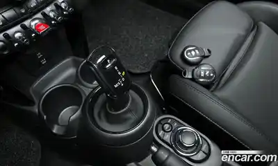 Mini Cooper 2022 1.5 Автомат в Москве № 416833, миниатюра 9