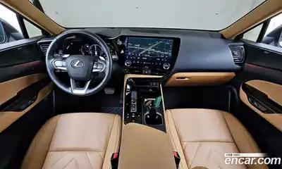 Lexus NX 2025 2.5 Автомат в Москве № 424303, миниатюра 7