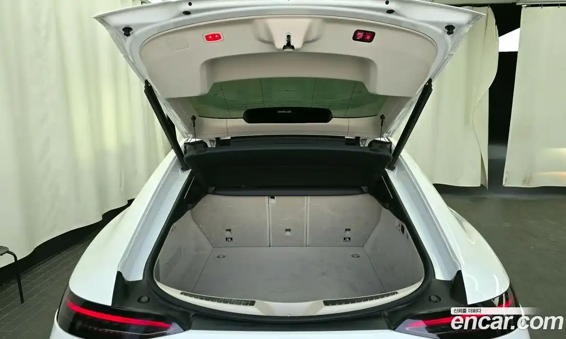 Mercedes-Benz AMG GT 2021 3.0 Автомат в Москве № 427241, фото 20