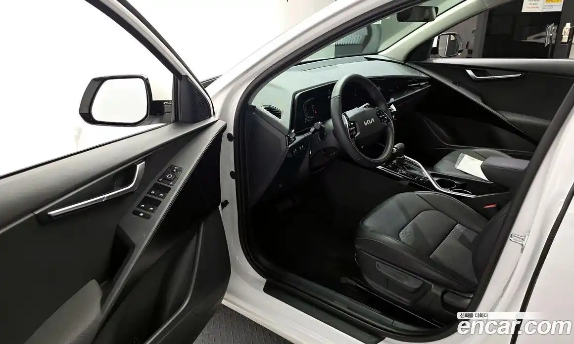 Kia Niro 2026 1.6 Автомат в Москве № 451333, фото 10