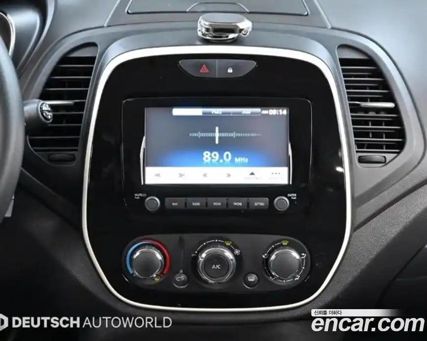 Renault QM3 2018 1.5 Автомат в Москве № 456374, фото 13