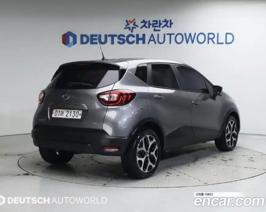 Renault QM3 2018 1.5 Автомат в Москве № 456374, фото 3