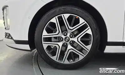 Hyundai Grandeur 2023 1.6 Автомат в Москве № 458336, миниатюра 5