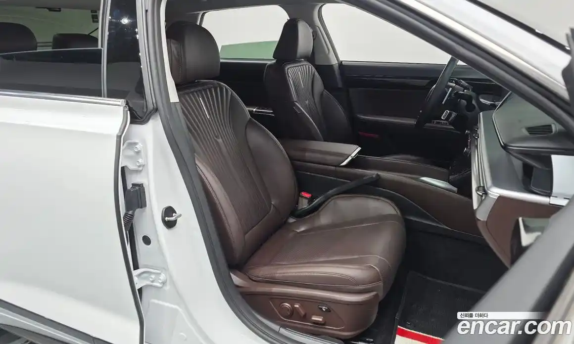 Hyundai Grandeur 2023 1.6 Автомат в Москве № 458336, фото 10