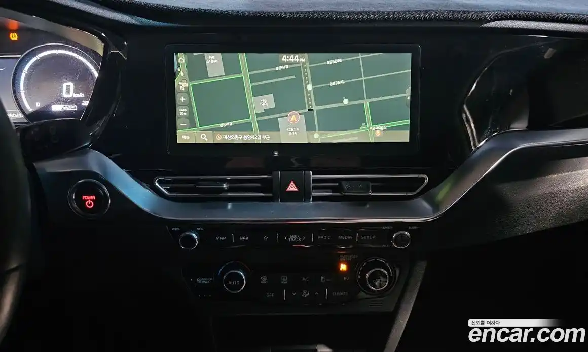 Kia Niro 2022 0.2 Автомат в Москве № 460760, фото 14