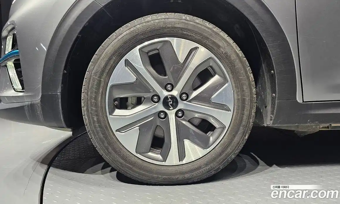 Kia Niro 2022 0.2 Автомат в Москве № 460760, фото 5