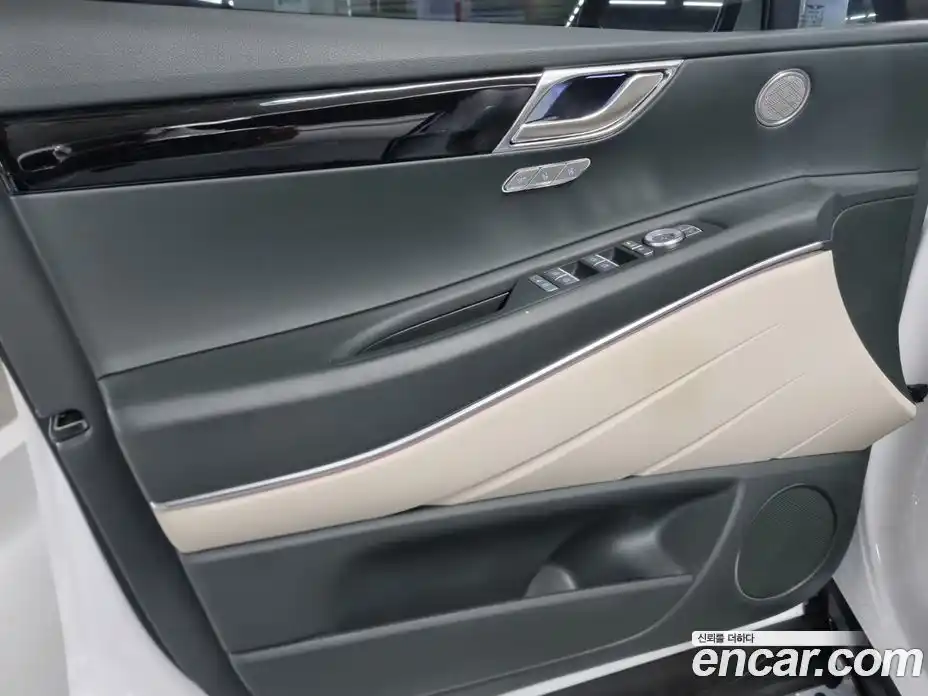 Genesis GV80 2024 2.5 Автомат в Москве № 462060, фото 11